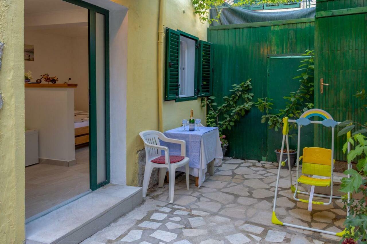 Room Nino Skradin Exterior photo